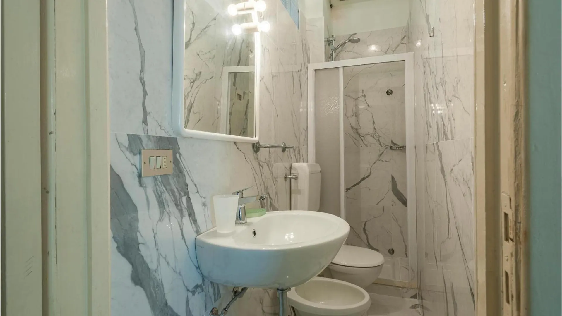 Lovely Apartment In Cattolica With Kitchen