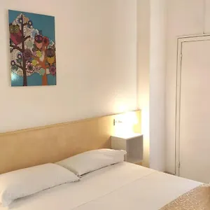 Hotel Paris, Cattolica